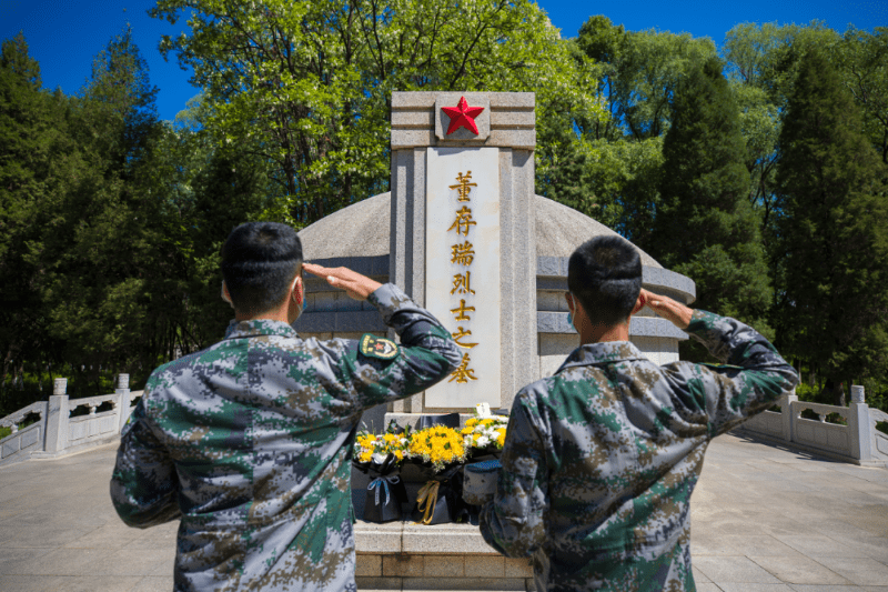 隆化县县长杨琳图片