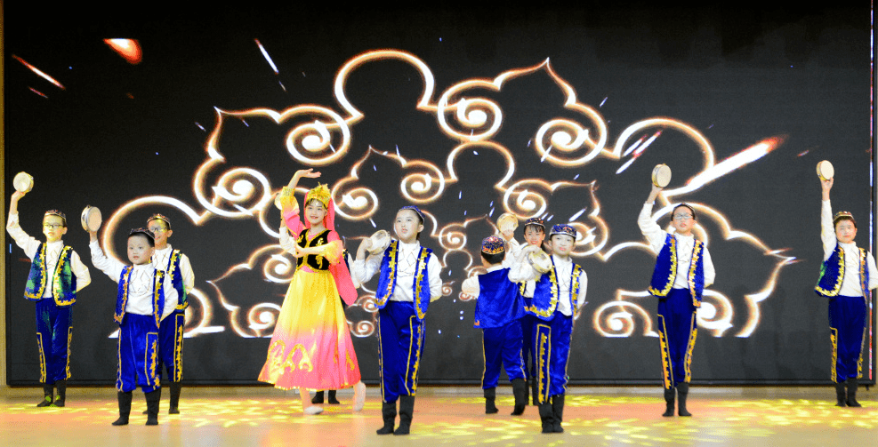 文艺惠民省文联惠民演出走进福州市聋哑学校