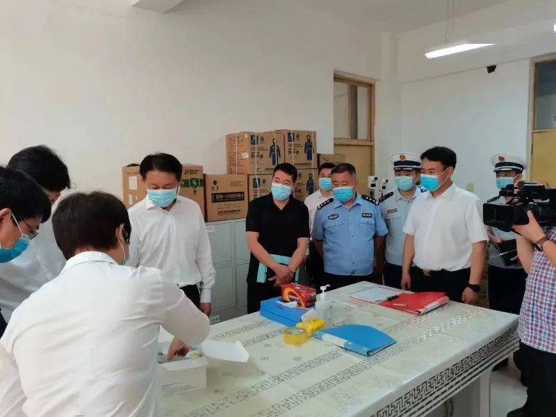 饶阳县委书记张双翼县长李信华副县长牛荣霞带队检查高考考点消防安全