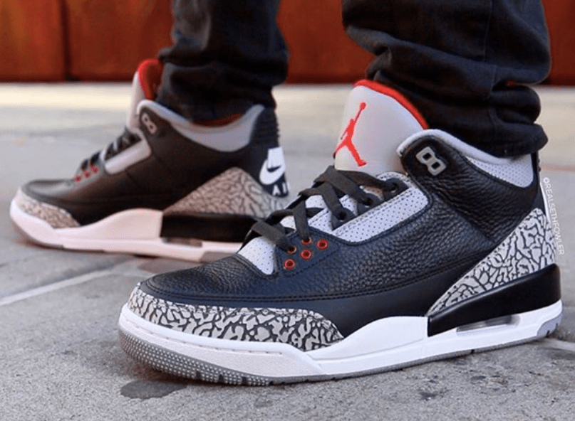 aj3黑水泥新设计泄露黑金配色实物首次曝光