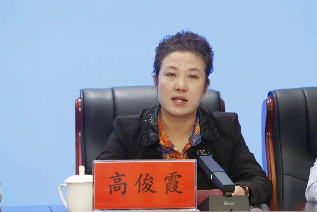 6月1日,晋城市工商联在高平市召开"万企兴万村"晋城行动启动大会.