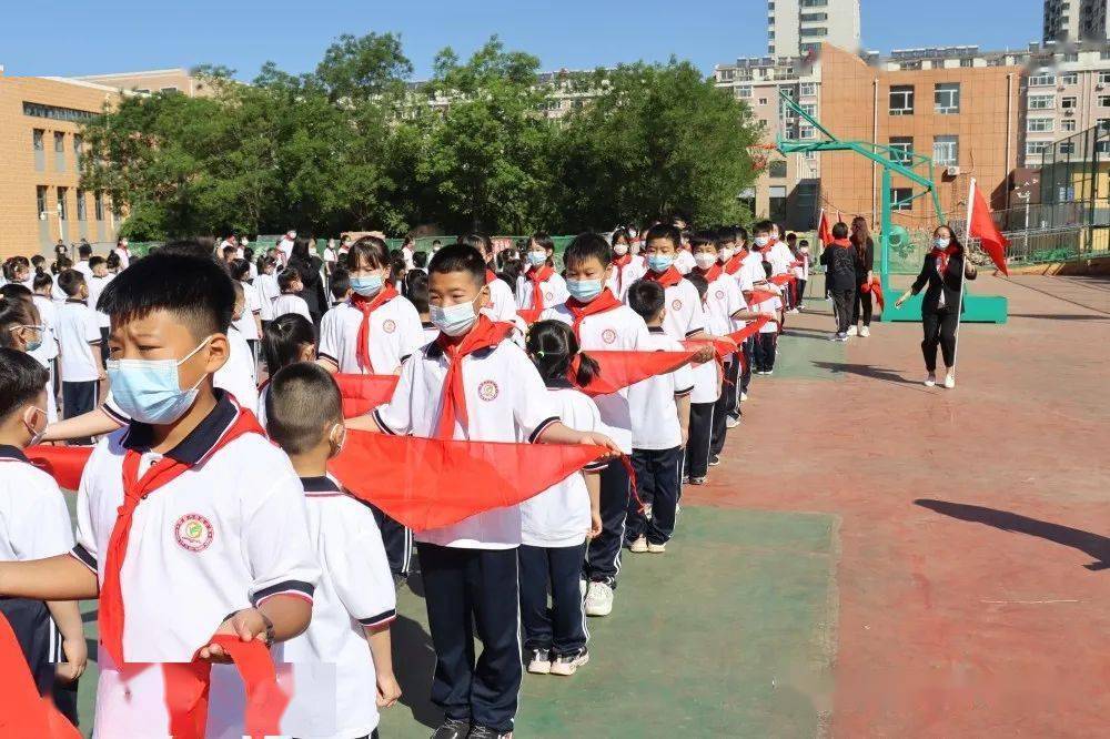 府前小学举行六一国际儿童节主题队日暨一年级