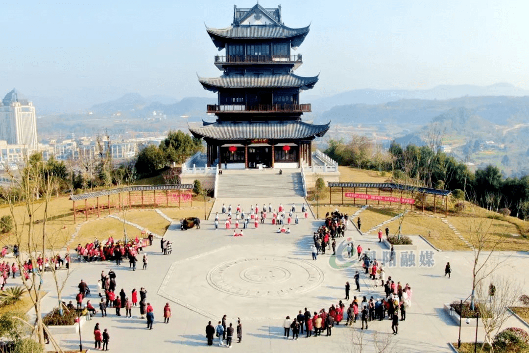 恩阳登科山公园简介图片