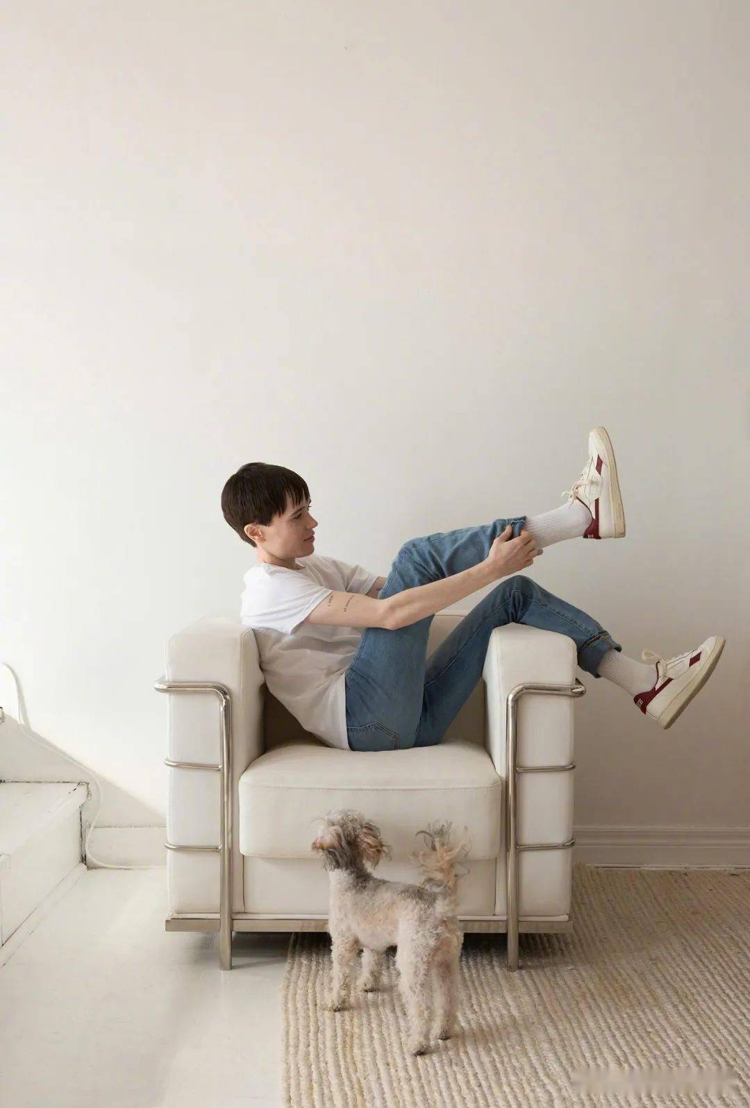 男星艾略特佩吉esquire杂志写真大片35岁勇敢做自己