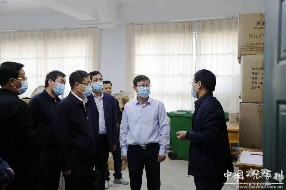 高考在即,5月31日,张家川县委书记张思佳,县委副书记,县长马创成带领