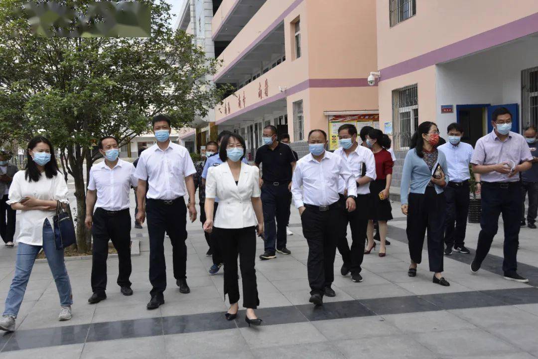 职业中专备用考点,西川集中隔离考场,柞水中学考点,详细检查了考点