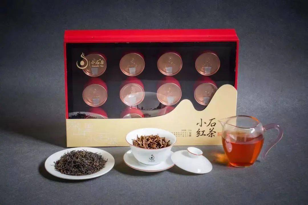 阅山水茶红盒装图片