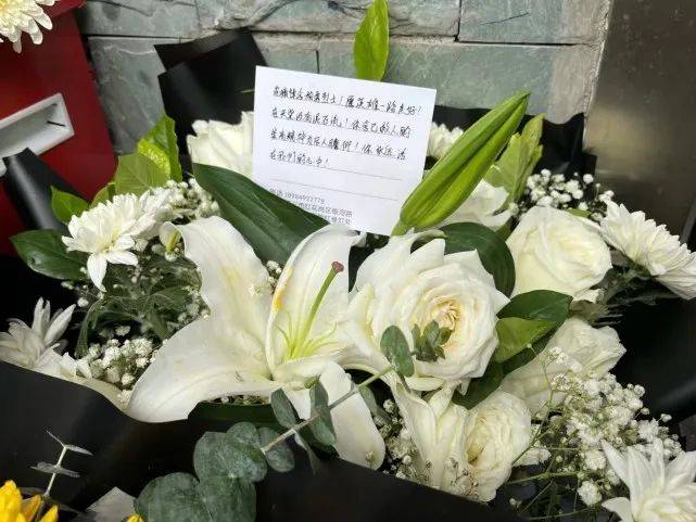 杨勇遗体告别仪式在遵义举行