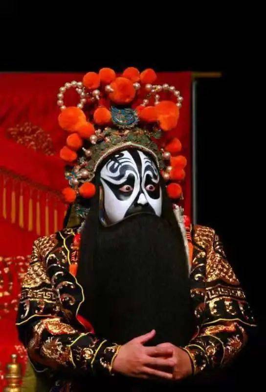 地点:北洋大戏院时间:6月11日 19:15京剧《霸王别姬》岳飞命杨再兴