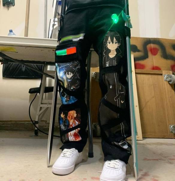 潮出水男孩日本潮人自制杰尼龟球鞋直接插尿管吗
