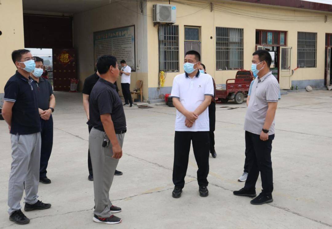 淇滨区区长闫浩调研"夏收",重点项目建设等工作_农机_聂下务_金山街道