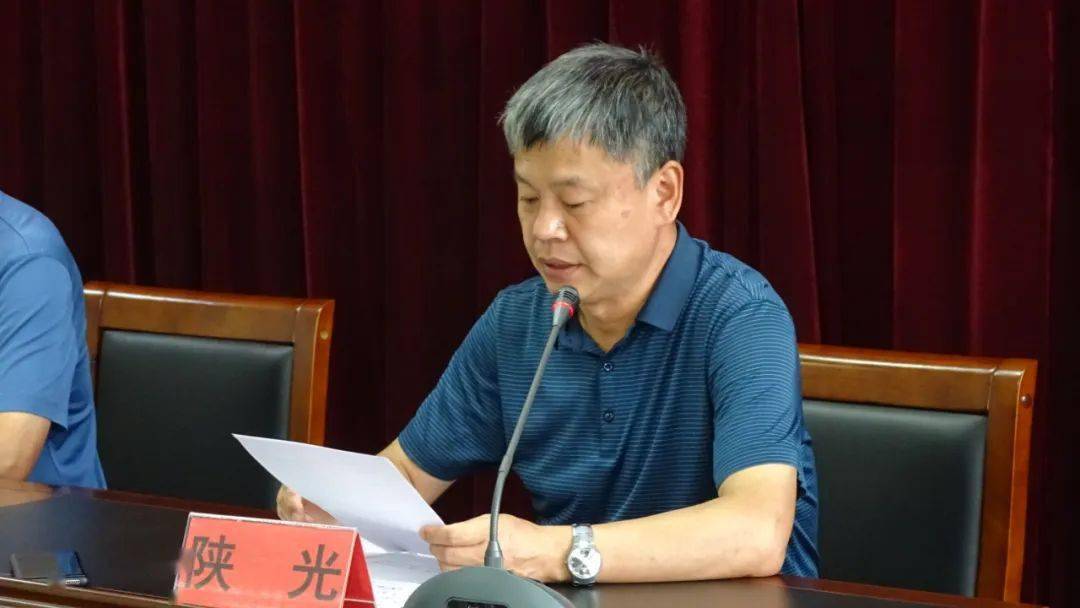 校讯临汾一中召开驻我校第五六期上挂教师工作总结交流会