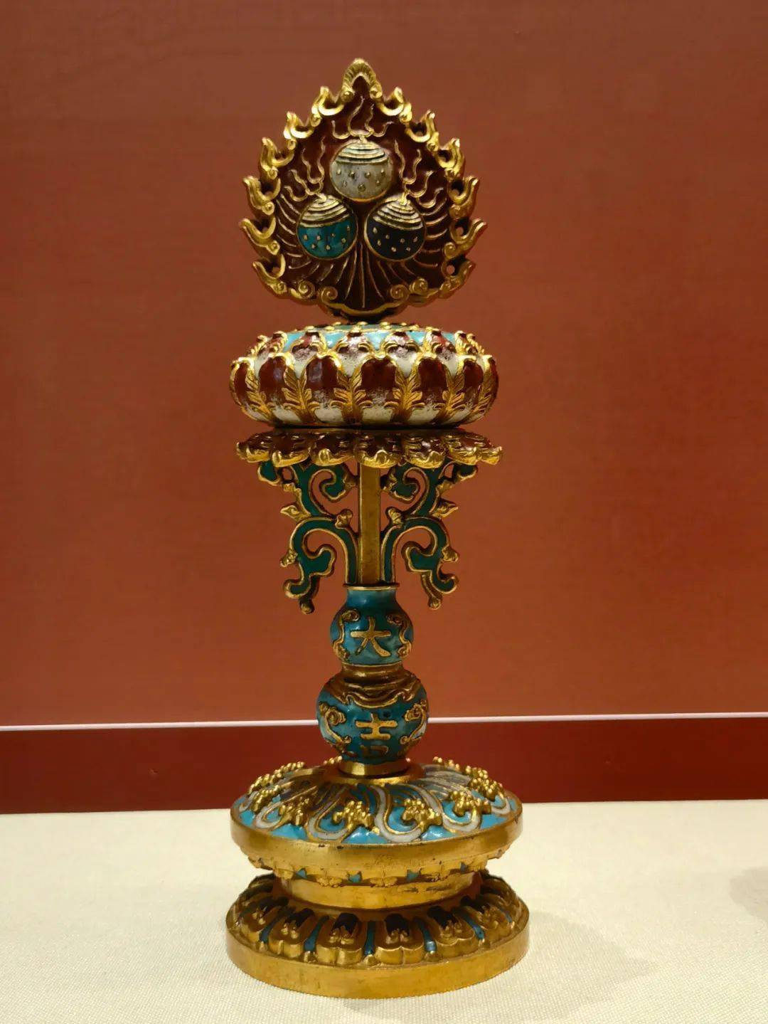 避暑山庄外八庙皇家文物特展94件皇家文物在广州博物馆展出