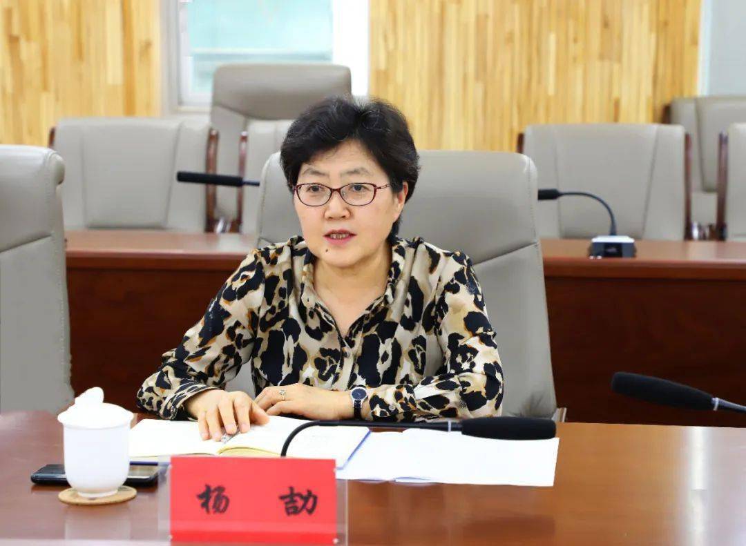 自治区生态环境厅党组书记,厅长杨劼深入厅属事业单位调研座谈_工作