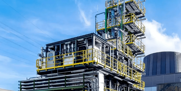 2021年1月1日,鹏飞集团一期2万吨/年焦炉煤气制氢项目正式开工,预计