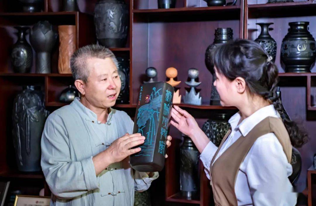 山东手造优选日照李晓黑陶始于匠心不类匠作