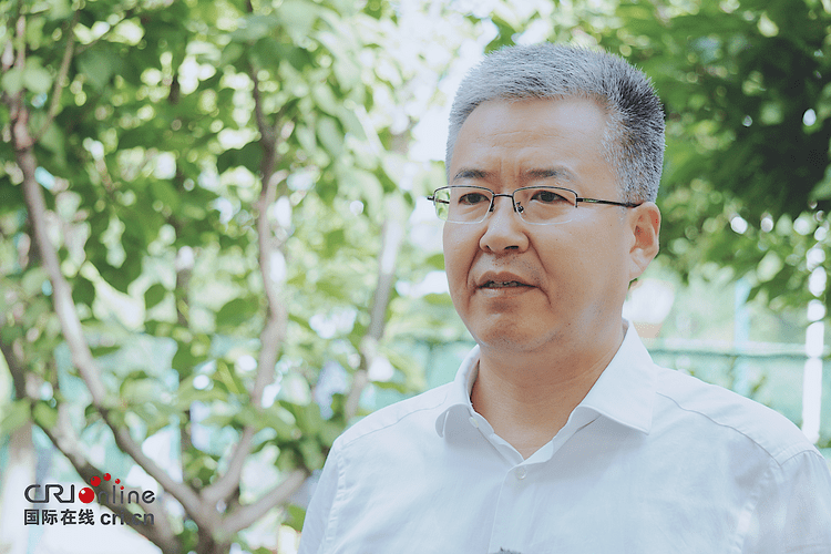 渭南市市长陈晓勇接受采访 摄影 吴明玲"我们将从用好全民健身工作