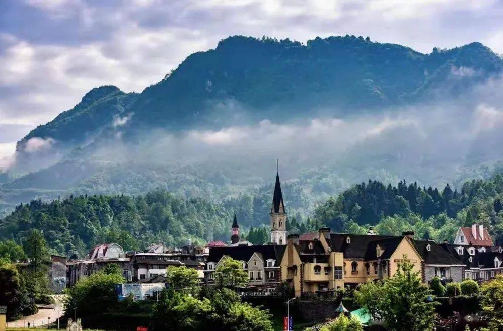 白鹿新生活一座藏在深山里的宝藏小镇