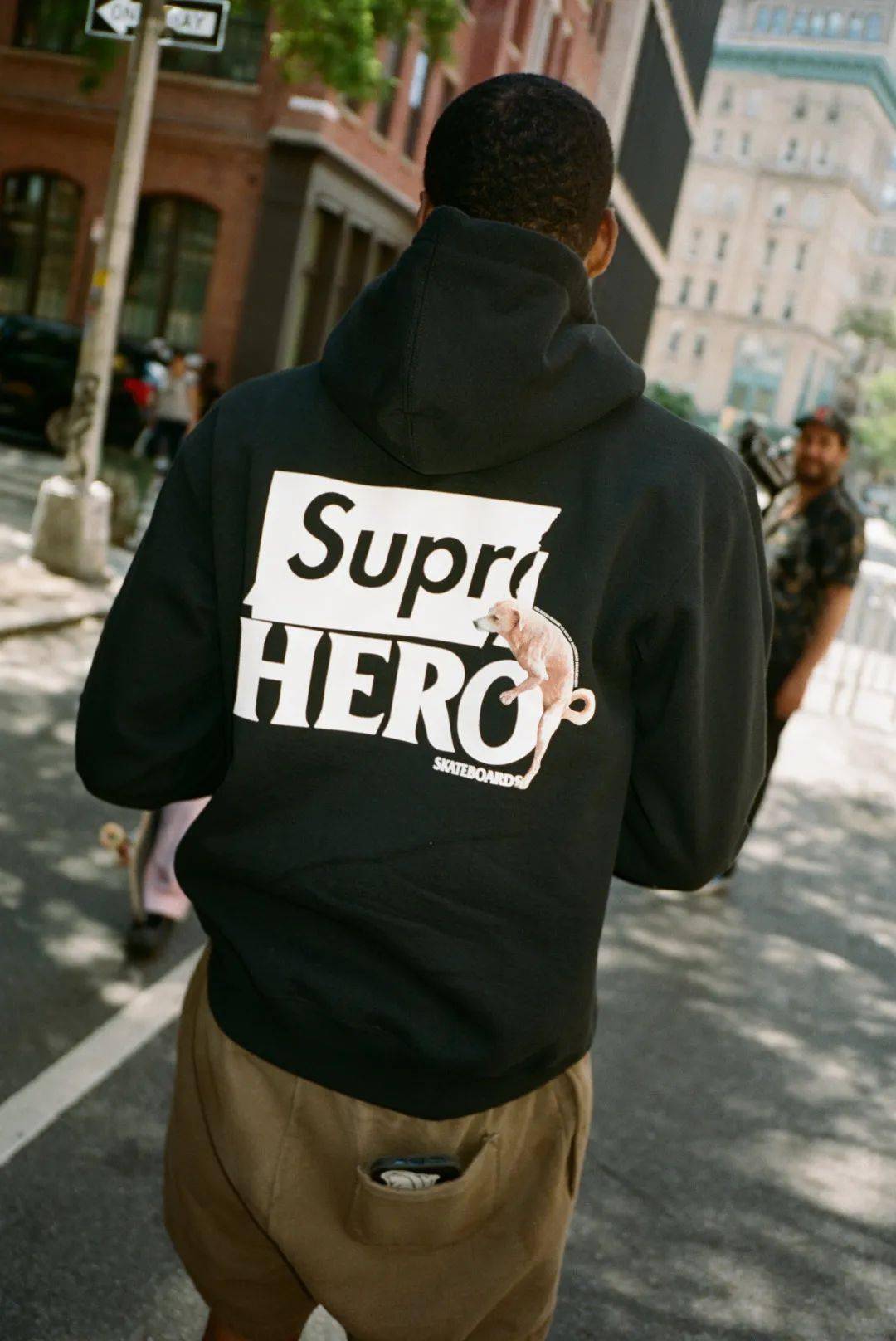 独家首发！Supreme x ANTIHERO 2022 春季联名系列正式发布_手机搜狐网