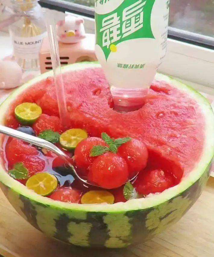 西瓜_牛奶_材料