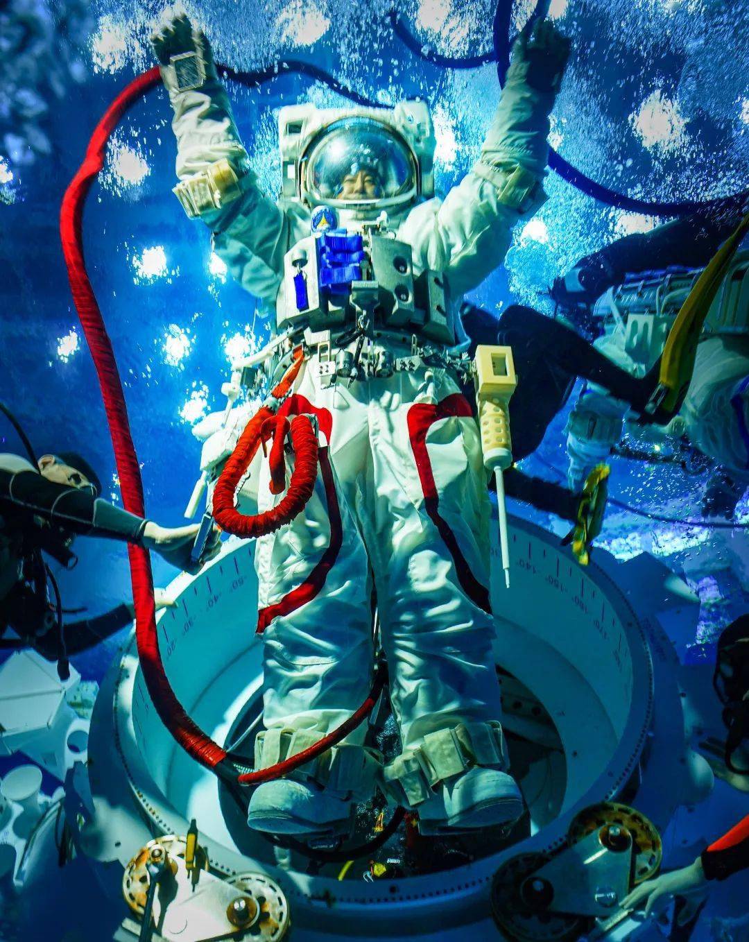 中国航天这十年摄影作品赏析严格训练篇