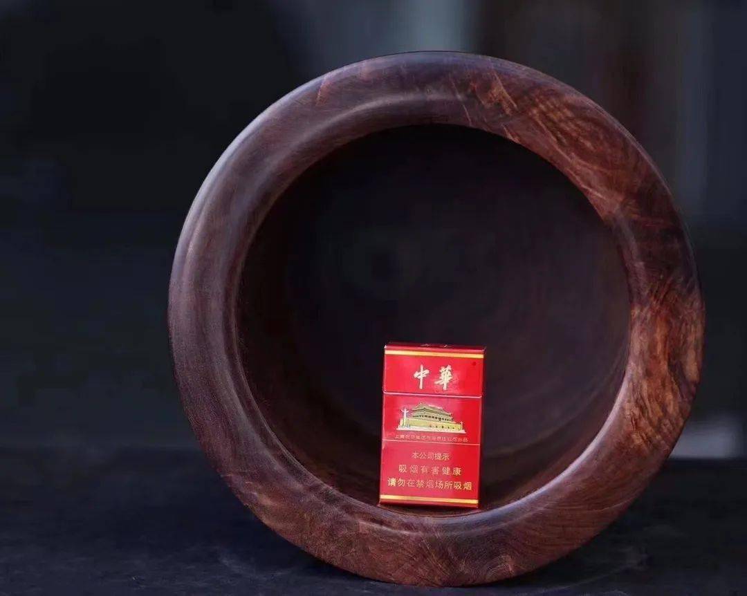 中国古玩 天然木 唐木 花梨　黄花梨 特大筆筒　重2.4kg 中国古玩 天然木 唐木 花梨 黄花梨 特大筆筒 重2.4kg