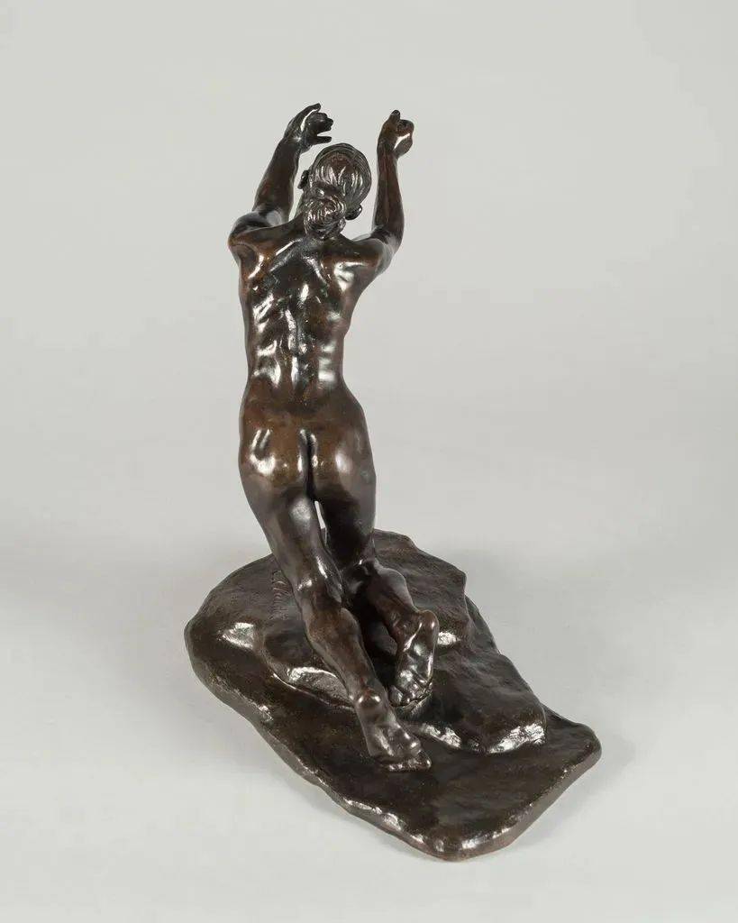 法国雕塑家卡米尔·克劳德尔(camille claudel)出生于1864年,她以其