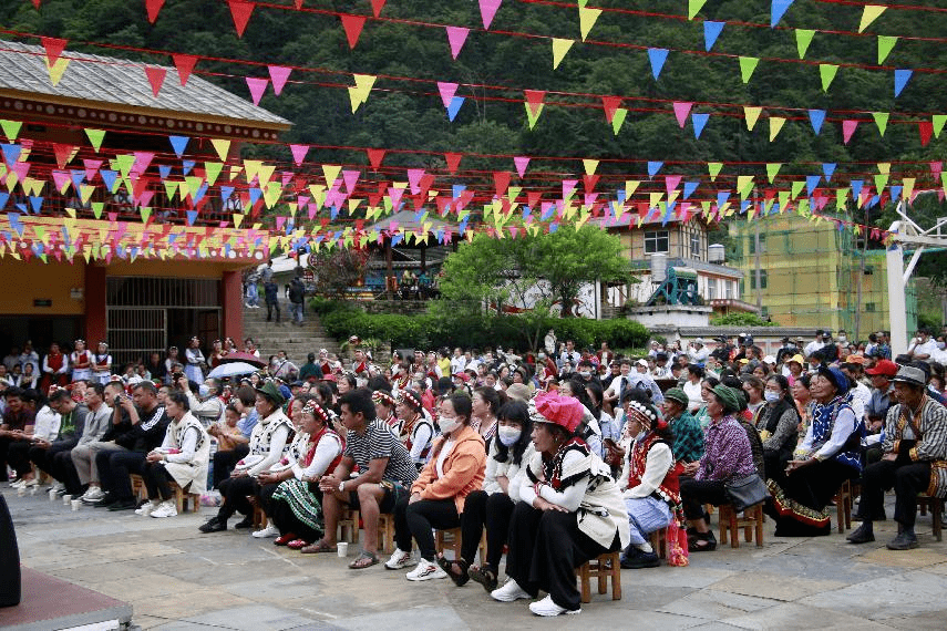 新时代文明实践丹珠村举办老年协会成立五周年联谊活动