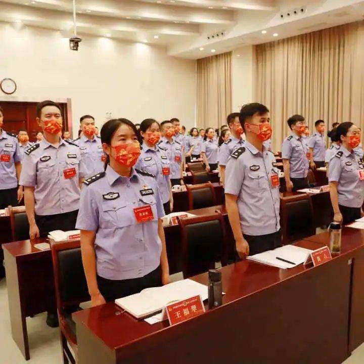 争做奋进者开拓者奉献者团员青年热议共青团安徽监狱第二次代表大会