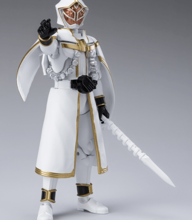 白魔感觉管发你个偷懒了,脚部的设计是是没有脚尖可动的版本,省省就是