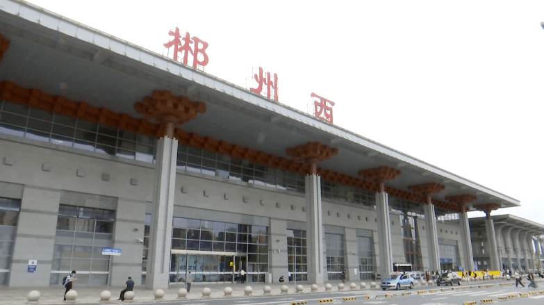 接到转运通知后,衡阳火车站,郴州火车站,衡阳东站,郴州西站立即启动