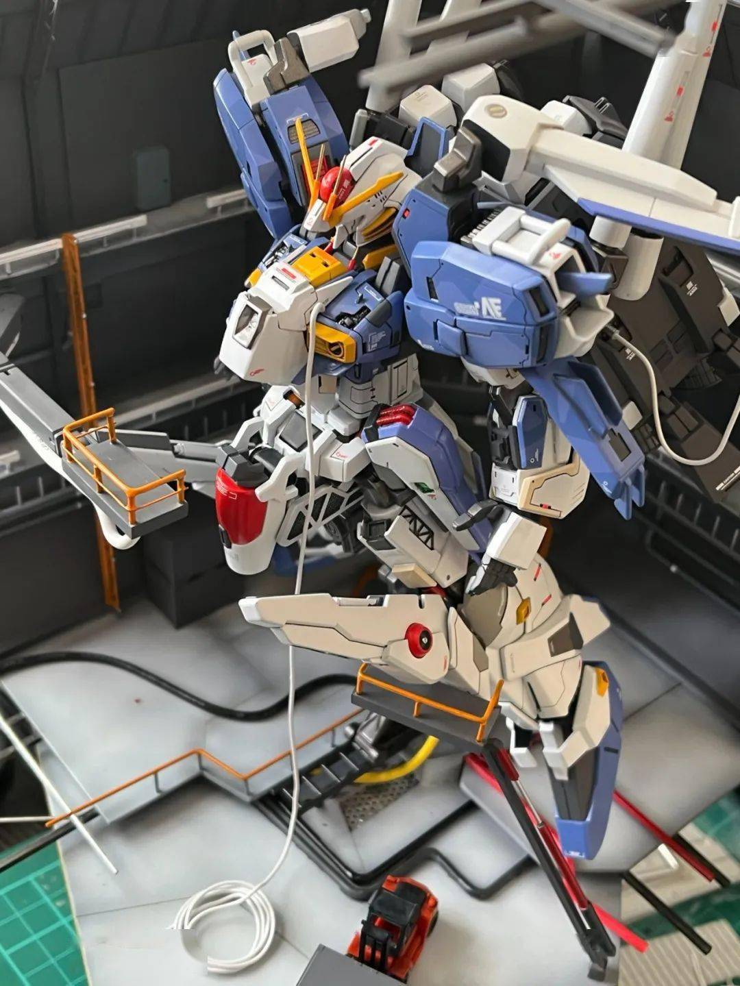 exs高达改造维修场景绝绝子