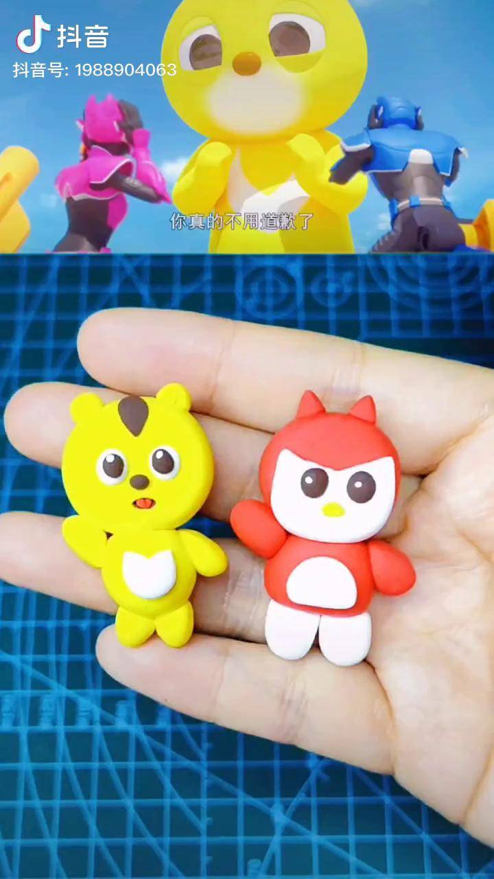 《迷你特工队》麦克斯变巨人,顶破了房子的屋顶亲子 粘土手工 可爱
