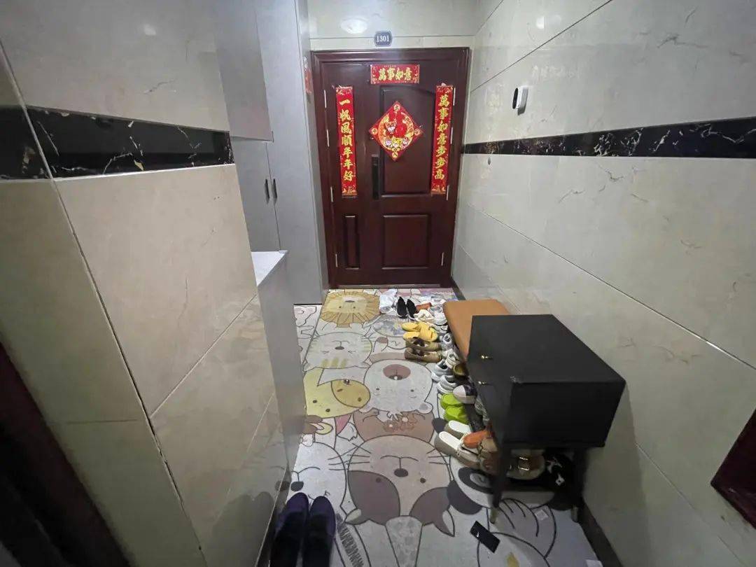 被曝光后,梧桐街道这些小区整改了吗?_楼道_住户_杂物