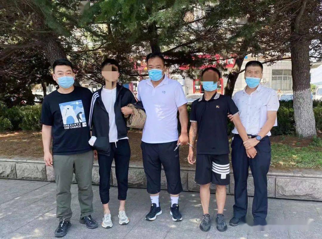 案发后,金乡县公安局高度重视,副县长,公安局长李巍亲自调度指挥,并从