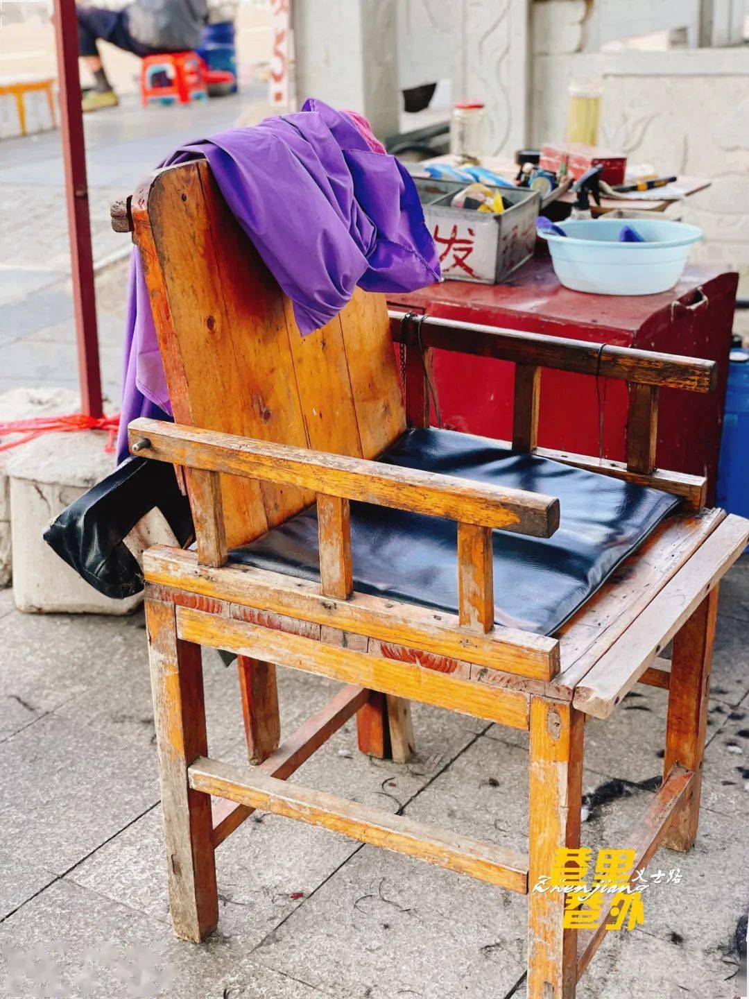 巷里巷外|这两家运河边的理发摊如此火爆!tony老师竟是花甲老人….