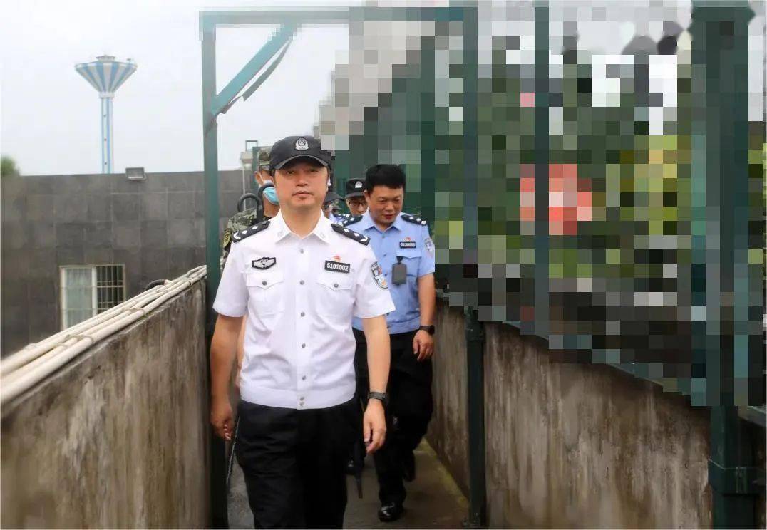 曾永忠到雅安监狱甘孜监狱开展疫情防控和安全稳定工作督导检查