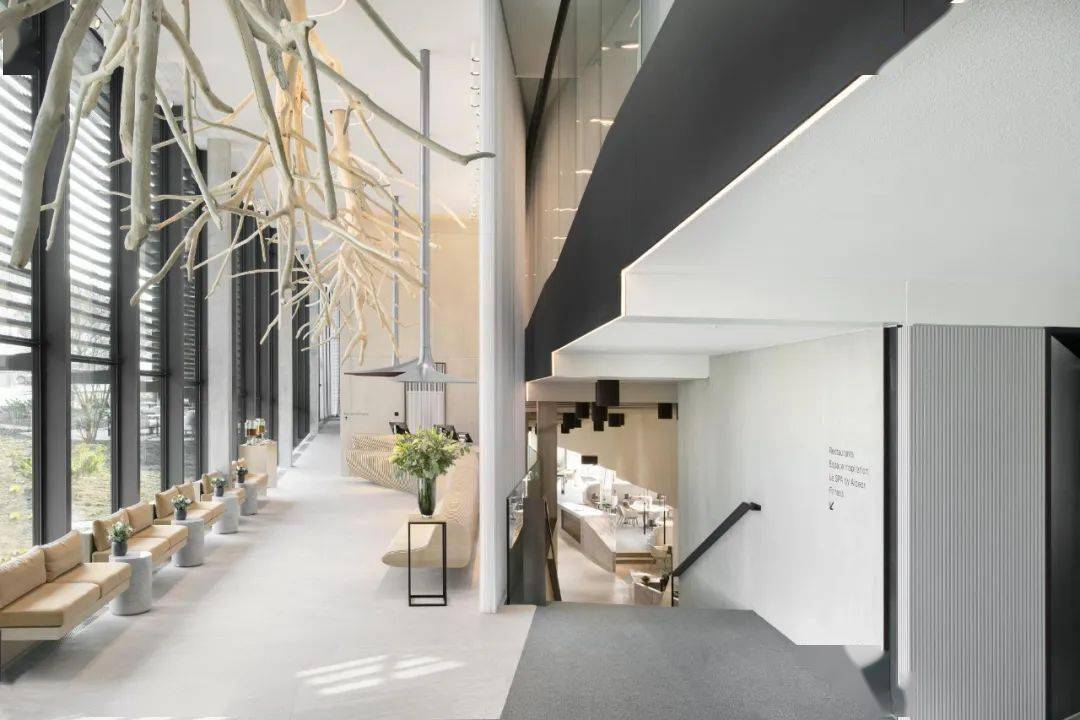 ��������ʿ���Ƶ꣬����BIG����ƣ��ݻ��Ƶ��һ������