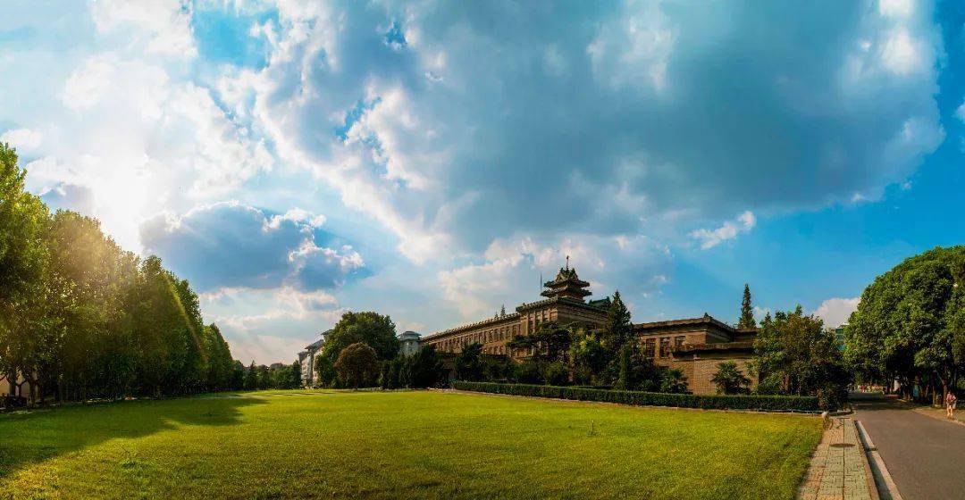 美在南农不负四季美景不负你我相遇