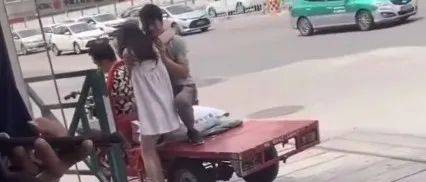 原来这就是爱情_孩子_戏班_顾涌者