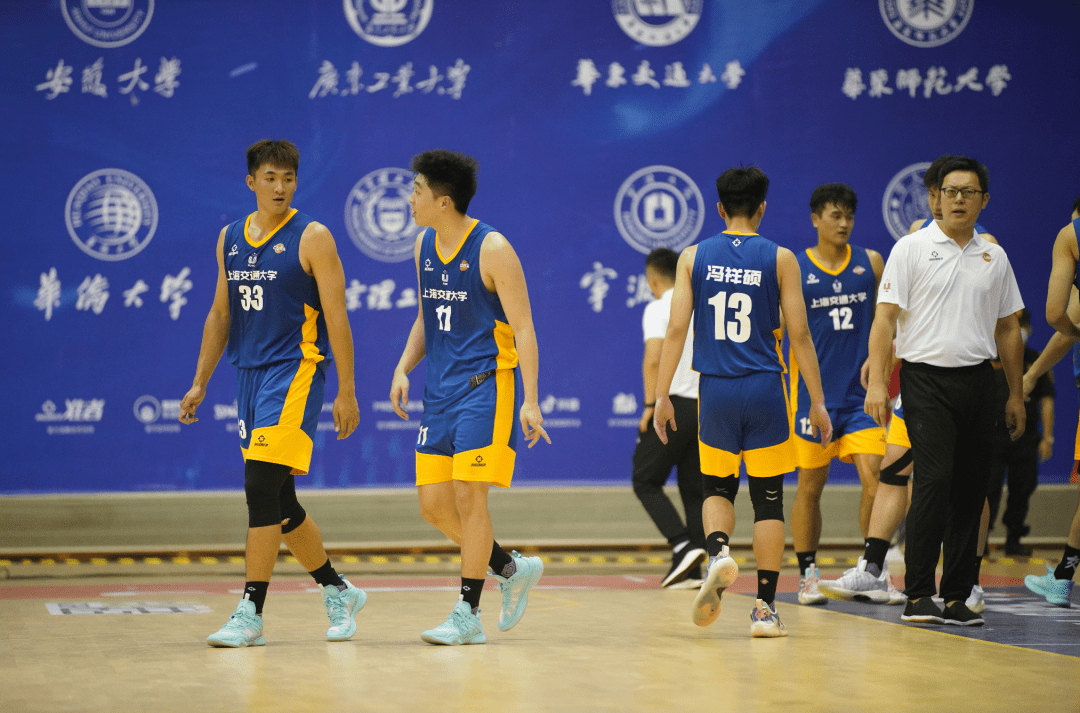 打爆海口陈国豪对飚周其默58分最完美的cuba揭幕战来了