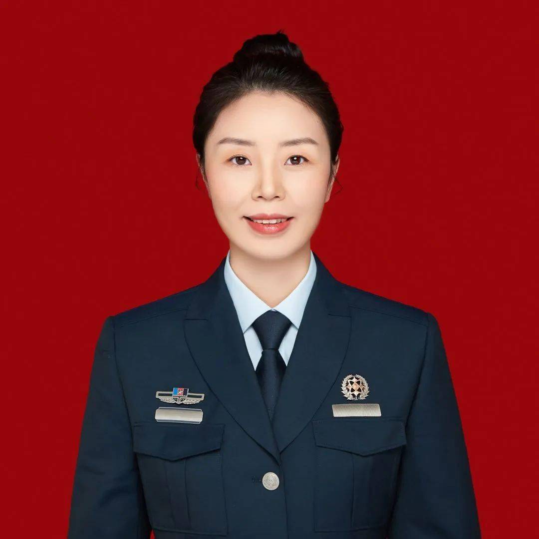 北京公安文职制服图片