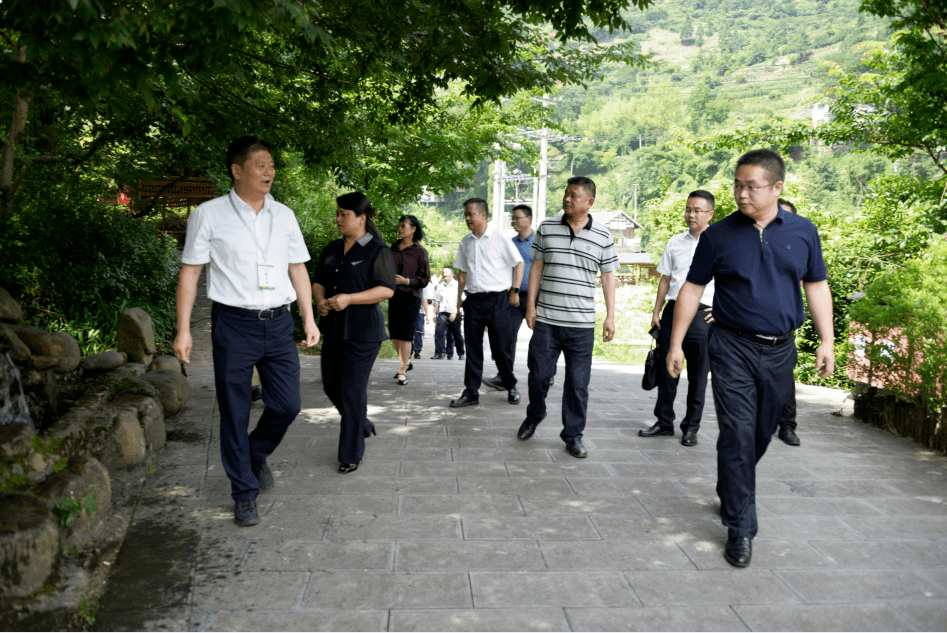 县委副书记周鹏,副县长段红莲,各市(州)及清镇,余庆等10个试点县农业