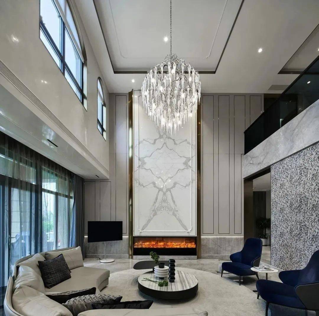这样的挑高大理石背景墙,谁能拒绝?