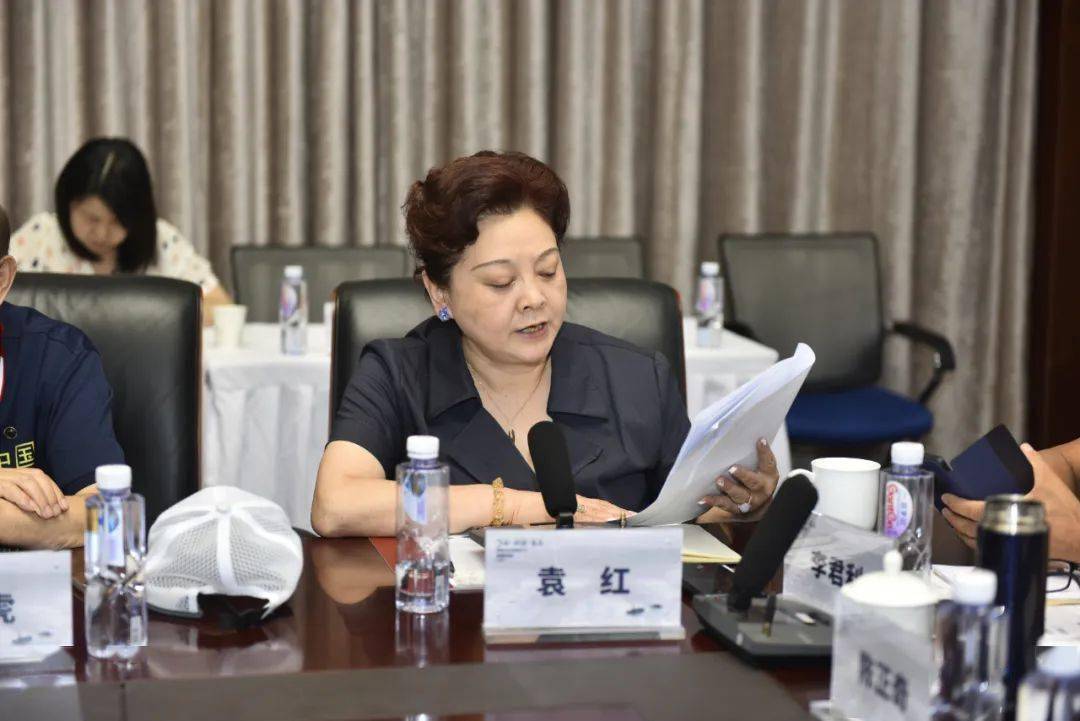 袁红发言:深挖非遗生产性保护助力灞桥乡村振兴论坛期间,灞桥区副区长