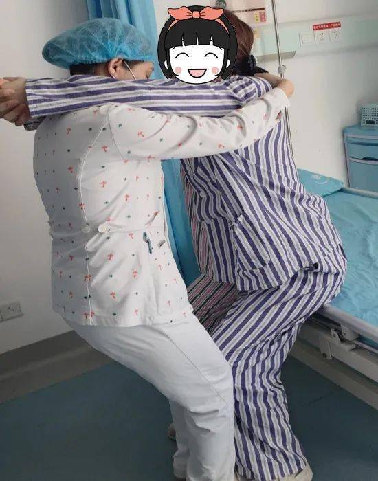 健康贴士中风患者康复训练翻身转移