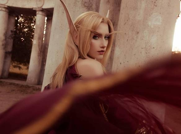 俄罗斯正妹《进击的巨人》阿尼cos 冰山美人好身材_角色_纳德_傲人