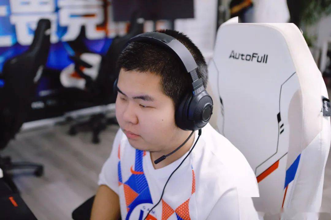 白话|专访lgd.haichao:我会在lpl证明自己_张海超_战队_试训