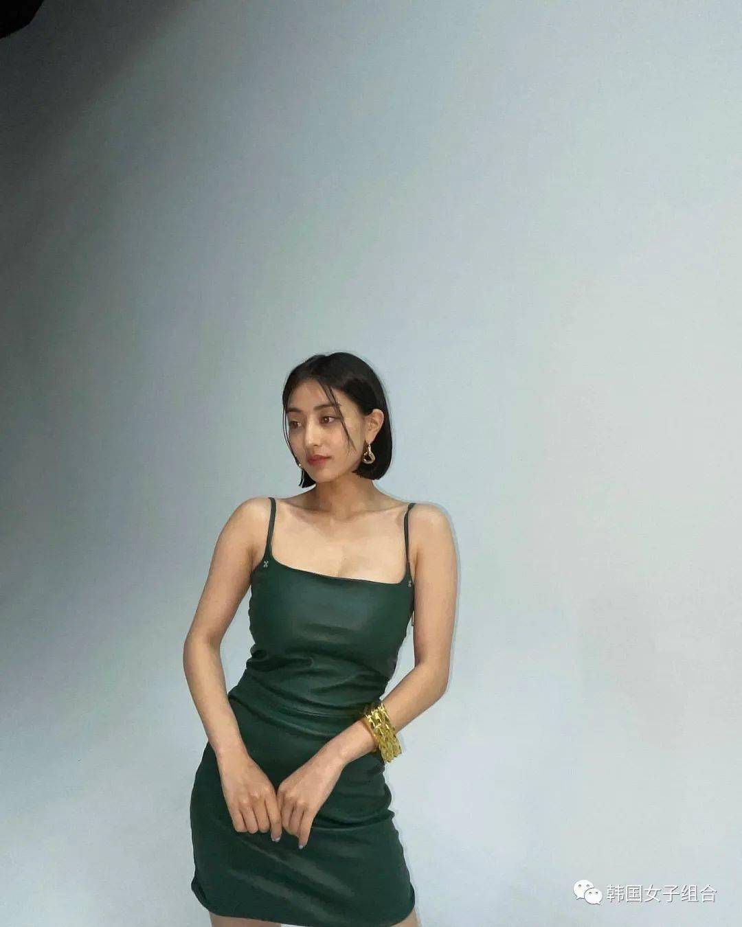 令人惊叹的"丰满",twice志效晒性感私照_身材_朴志效_专辑