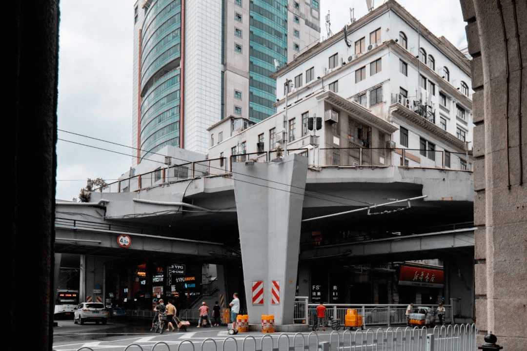 "人民南路高架桥"